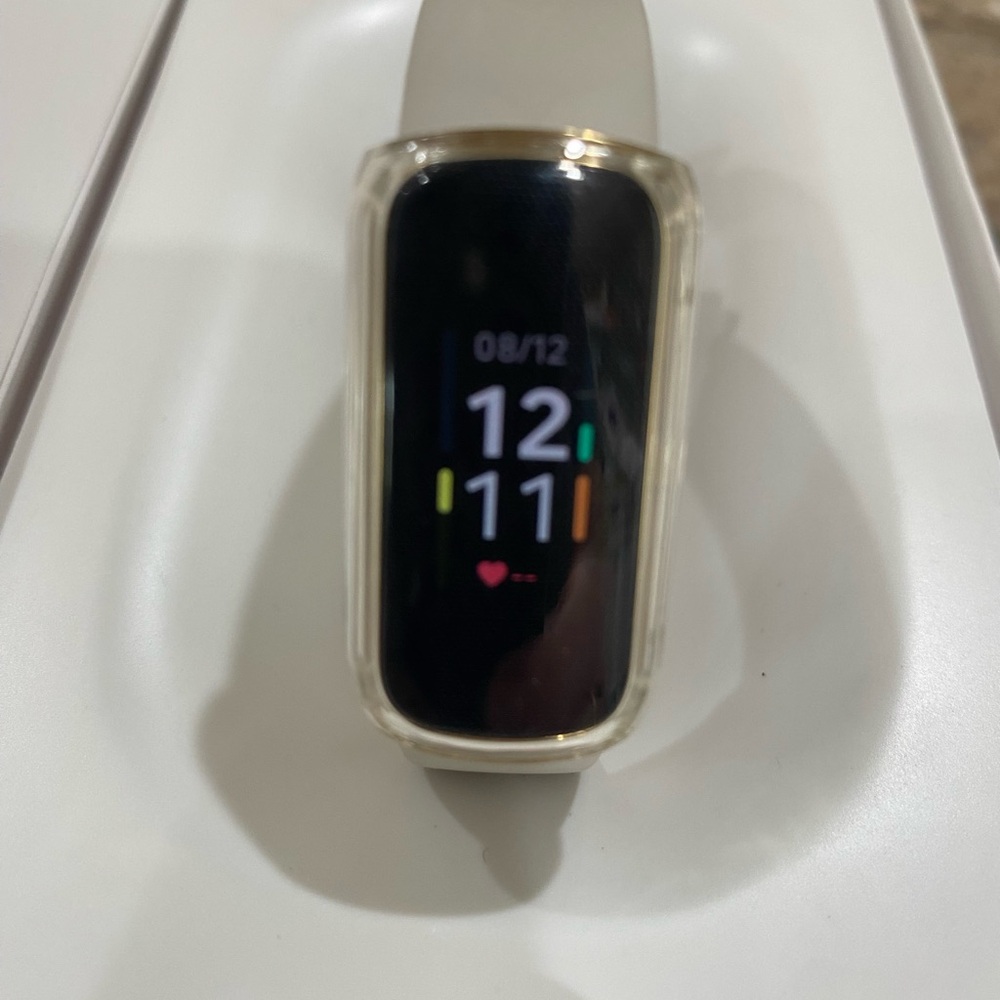 Fitbit Luxe With Gold Face and Additional Bands